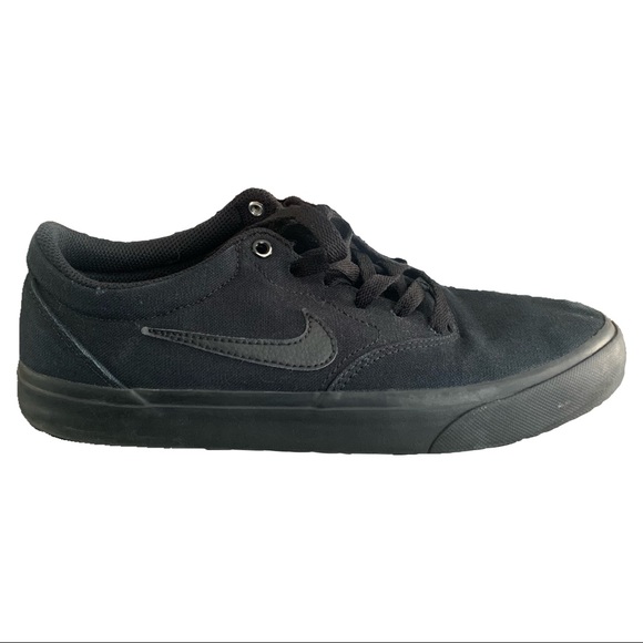 Nike Mens SB Chron 2 Canvas Skate Shoes in Black